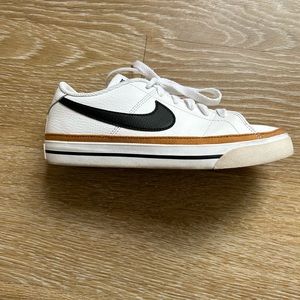 Nike courts white, black and brown